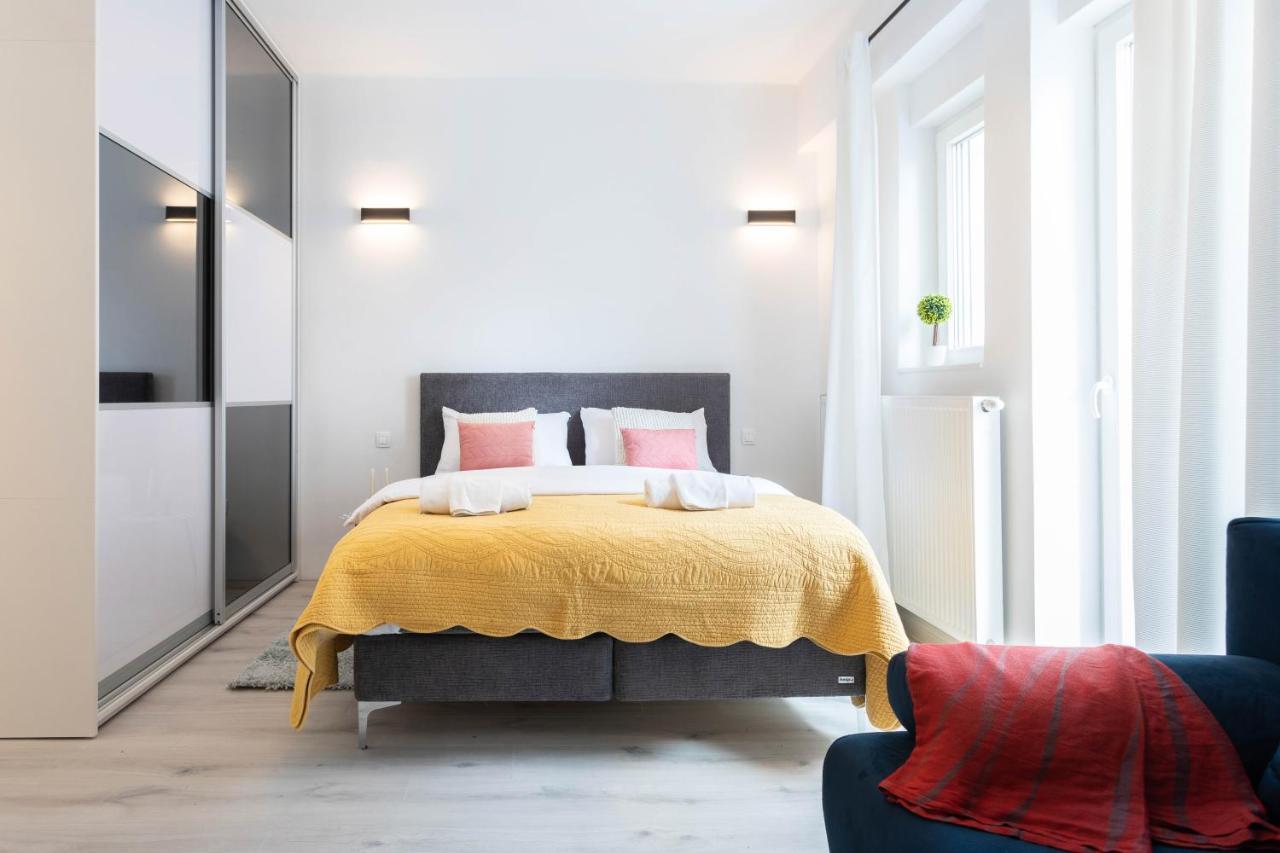 Design City Center Apartments Near Park Zrinjevac Zagreb Extérieur photo