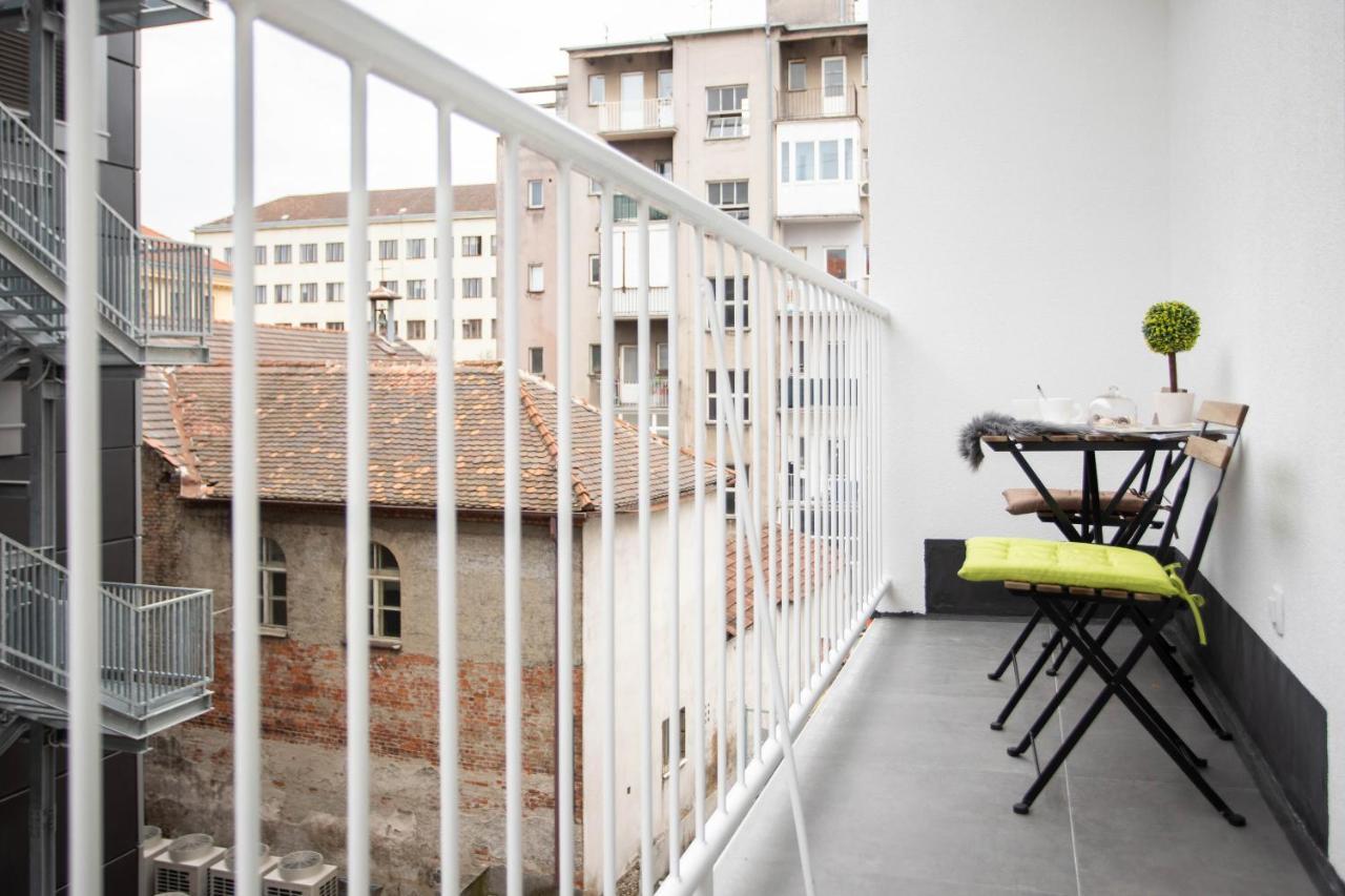 Design City Center Apartments Near Park Zrinjevac Zagreb Extérieur photo