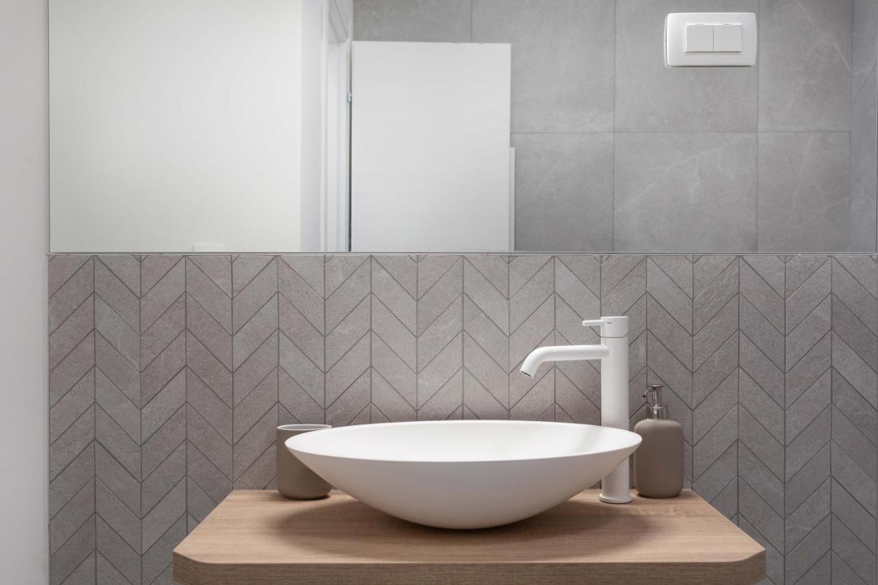 Design City Center Apartments Near Park Zrinjevac Zagreb Extérieur photo