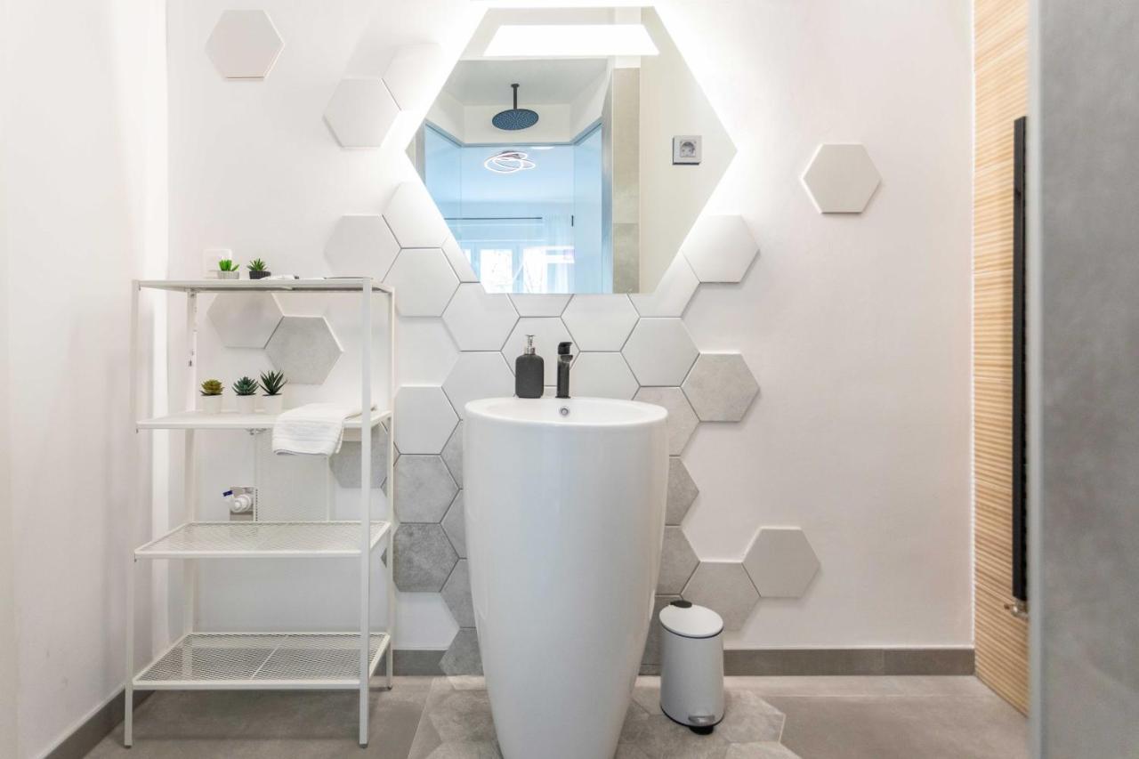 Design City Center Apartments Near Park Zrinjevac Zagreb Extérieur photo